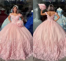 2022 Rosa Quinceanera-Kleider mit 3D-Blumen-Spitze-Applikation, Perlen-Tüll, süßen Schleppe, Trägern, Falten, süßes Ballkleid zum 15./16. Geburtstag nach Maß