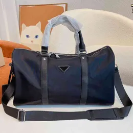Sports Luggage Designer Bag Evening Bag PBAG Triangle Unisex Handbag High Capacity Shoulder Leather Crossbody Travel Message Packs 220402