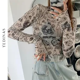 Yedinas T-shirt a maniche lunghe in rete a maniche lunghe stile coreano Donna Stampa artistica divertente Vedere attraverso la maglietta Pieghe Design Crop Top Sexy Streetwear 220516