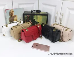 2021 Горячая новая сумка мода одна подлинная кожаная сумочка сумочка с наклонами, наклоненная к маленькой партийной цепочке Ling Женщина высокое качество