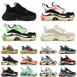 high quality Men Women Triple S shoe Dad Casual Shoes Crystal Bottom Paris 17FW Leisure Sneakers for Vintage Old Grandpa Trainer chaussures black