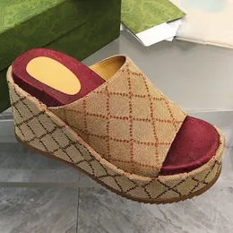 Kvinnor Paris Tofflor Designer kilmönster Broderi Big G Bokstäver Strand Casual Slides Flip Flops Dam Plattform Tjock botten Öka Halkfria sandaler 35-43 BOX