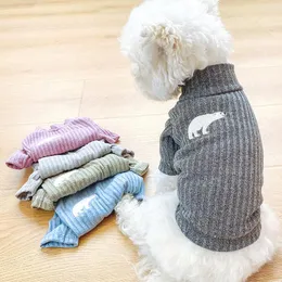 Hundkläder husdjurskläder faller och vinter bekvämligheter av hem liten isbjörn skjorta casual slitage tröja varm västjacka