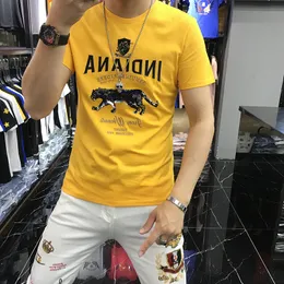 Men's T-Shirts Personalized Trend Leopard Sequin Embroidery 2022 Summer New Design Red Yellow Male Tees Clothing Puls Size Popular fashionable Mens Tops M-5XL