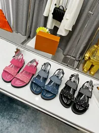 2022 럭셔리 디자이너 여성 Paseo Flat Comfort Sandals Summery Denim 슬리퍼 슬라이드 플립 플롭 크기 미국 4-11