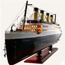 30〜100cmの木製タイタニッククルーズ船モデル付きLEDライト付き装飾木製セーリングボートクラフトクリエイティブホームリビングルーム装飾201125