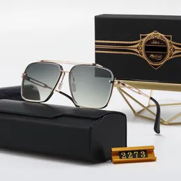 Neueste coole Herren-Sonnenbrille, Designer-Frau, großes quadratisches Metall-Nasensteg-Design, Punk-Brillengestell, luxuriöse Shade-Brille