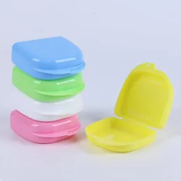 dental retainer cases container plastic storage box for dental from China