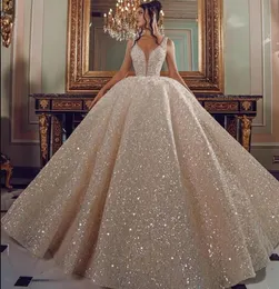 2022 Sparkly Luxury Ball Gown Wedding Dresses Dubai Church V Neck Beads Crystal Appliqued Bride Gowns Sweep Train Princess Gowns 0422