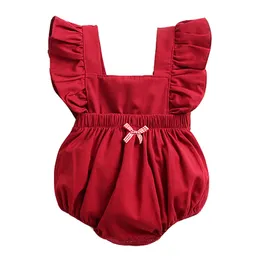 Söt Baby Girls Princess Romper Summer Ruffle Fly Sleeve Bowknot Jumpsuits Barnkläder Söt nyfödd triangel Onesie s2115