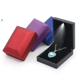 Anhänger-Etui-Display, LED-beleuchtete Schmuck-Geschenkbox für Ring, Ohrring, Halskette, Samtstoff, Hochzeit, Verlobung, Schmuck-Organizer BBB15460