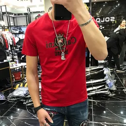 Western Style Men's T-shirts 2022 Sommar Nytt personligt mönster Tungt hantverk broderi design kort ärm is silk bomull smal rund nacke tees röd svart vit m-5xl