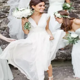 Boho Wedding Proste sukienki suknia ślubna v szyi szyfon bez rękawu