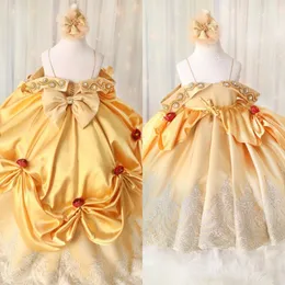 Vestidos de flor de renda de renda com miçangas douradas do ombro do ombro, vestidos de comunhão de noiva, vestidos de aniversário da comunhão de comunhão