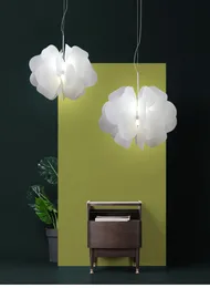 Moderne kreative Blütenblatt-LED-Kronleuchter für Schlafzimmer, Restaurant, Café, nordisches Designer-Mädchen, romantischer Stil, Kunstnetz, rote Beleuchtungskörper