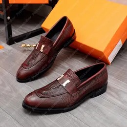 Mens Loafer 정품 가죽 신발 고품질 드레스 신발 비즈니스 더비 악어 패턴 디자이너 남자 운동화 캐주얼 웨지 2203252