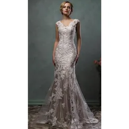 Vintage Amelia Sposa Full Lace Appliques Mermaid Bröllopsklänningar V-Neck Chapel Train Plus Size Bridal Party Gowns