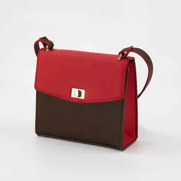 Kadın Çanta Niş Tasarım Kadınlar Kişiselleştirilmiş Kontrast Renk Elçisi Çantası Çok yönlü trend omuz çantası 220613