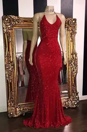 I Stock Gliter Red Sequined Evening Prom -klänningar 2022 Sexig Halter Neck ärmlösa Long Party -tillfällen Glänningar Formell brudtärklänning bär BC5525