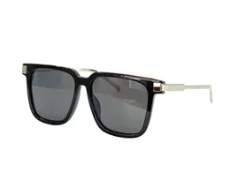 Lente en zomer nieuwe mode mannen ontwerp zonnebril Z1667 klassiek vierkante frame populaire en royale stijl buiten UV400 glazen groothandel