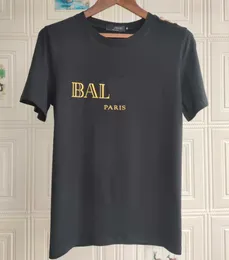 Yeni Tasarımcı T-Shirts Omuz Altın Toka Bronz Sözler Pamuk Kısa Kollu T-Shirt Çift İlkbahar ve Yaz Halk Boyutu Giyim