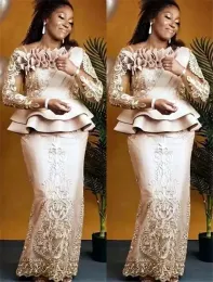 20212 Plus Size Arabo Aso Ebi Champagne Pizzo Sexy Abiti per la madre della sposa Maniche lunghe Guaina Vintage Prom Abiti da sera convenzionali Abiti da festa