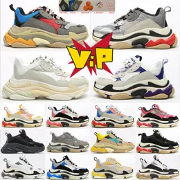 Mulheres Homens Triple S sapato Pai Sapatos Casuais Crystal Bottom Paris 17FW Lazer Tênis para Vintage Old Grandpa Trainer chaussures tamanho 35-45 meias grátis