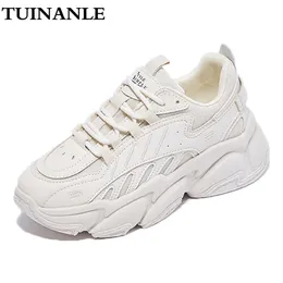 Tuinanle Women Chunky Sneakers Buty do biegania moda Kobieta czarna biała platforma grube Sole Casual Woman Vulcanize 220812