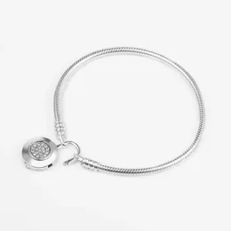 Charm-Armbänder aus echtem 925er-Sterlingsilber, Signature Padlock Moments Smooth-Armband für Frauen, passend für Pandora-Charms, Perlen, DIY-Schmuck, 597092CZ