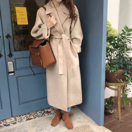 Ftlzz New Spring Women Mulheres elegantes colarinho de lã Long Long Long Vintage Solid Warm Outwear Empire Slim Casat With Belt T220714