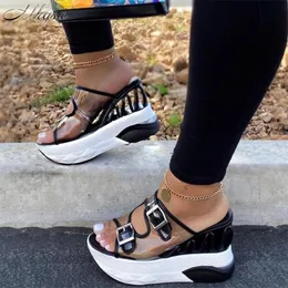 Summer Fashion PVC Wedge Slippers Female Transparent Belt Buckle Super High Heel Platform Stor storlek 43 Sandal Y200624 GAI GAI GAI GAI GAI