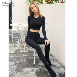 Bradely Michelle Crop Tops for Women Sexy Femel O Neck Long Rękaw Solidna koszulka 210317