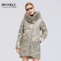 Miegofce 2020 Winter New Women S Cotton Coat와 함께 세련된 모피 칼라 렉스 롱 재킷 겨울 여자 Parkas Windproof Jacket LJ201021