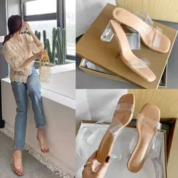 2022 Ny design tjejer casual pvc vita häl sandaler kvinnors mode sommar mjuka tjocka chunky höga klackar slides band dam utomhus strand sandal sko storlek 40 39 ingen låda # h17