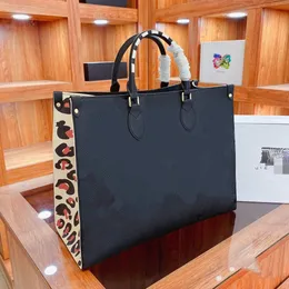 2022 ONTHEGO MM GM Torba Luxurys Projektantów Torby Torebki Wysokiej Jakości Panie Łańcuch Ramię Skórzany Diamentowy Wieczór M45321 LuxuryBag116