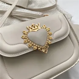 HBP حزمة حقيبة الأزياء القلب شكل قفل الإحساس الترفيه يوم crossbody سيدة لطيف المحافظ حقيبة