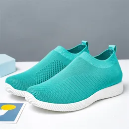 Sneakers Scarpe da donna Vulcanize Platform Flat Chunky Sock Slip On da donna Tennis Female Woman 220812