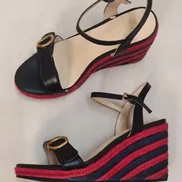 Tambini più caldi con scarpe da donna per le donne designer sandali sandali di qualità altezza del tallone e sandalo per scarpe di scarpe da scarpe da brand068