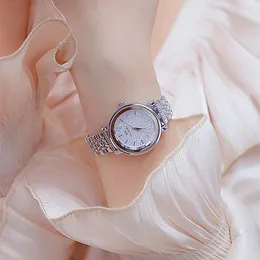 ساعة Wristwatches Aiseilo 2022 Fashion Stars Women Wather Wathing Litmining Little Point Brosted Belt مملوءة بمقياس روماني روماني فاخر CisualWristwa