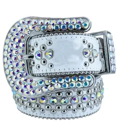 2022 Belt Bb Designer Simon Belts for Men Women Cinto de diamante brilhante Preto sobre preto Azul branco multicor com strass brilhantes como presente b3