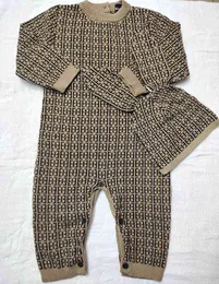 New fashion Letter style baby clothes knit sweater cardigan toddler newborn Baby boy girls Brown pink blanket Romper and hat set AA220323