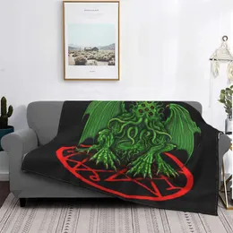 毛布CTHULHUはニットLovecraft Occult Horror Flannel投げ毛布のホームソファの装飾超柔らかい暖かいベッドスプレッド