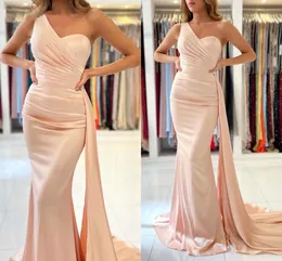 Sweet Pink One Shoulder Sexy Evening Dresses Elegant Satin Ruched Peplum Sweep Train Prom Party Gowns Mermaid Slim Fit Plus Size Women Formal Wear Arabic