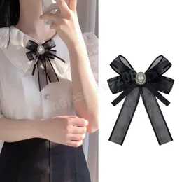 Spille per spilla con fiocco in tessuto nero coreano Perni con nappe in cristallo di perle Colletto per camicia da studente Spille moda femminile per accessori donna