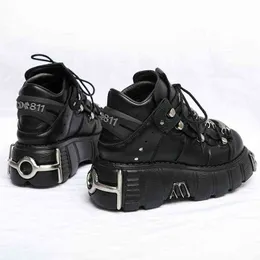 Boots Punk Dark Gothic Metal Platform الأحذية الرياضية أحذية جلدية حقيقية عالية أعلى نساء أحذية رياضية ريترو قاطرة 6 سم 220811