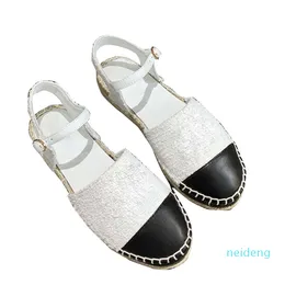 Klassiska sandaler för kvinna pumpar och slingbacks Espadrilles Designer Womens Tippers Damer Mules Luxury 2022 Toppkvalitetsplattformstrand 2022