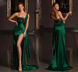 Sexy nero con paillettes collo abiti da sera in raso abiti da cerimonia una spalla verde smeraldo spacco laterale abiti da festa di promenade lungo Robe De Soiree