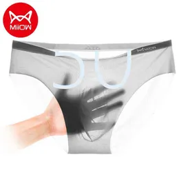 Miiow 3PCS Summer Ice Silk Men Briefs Ultra-cienki półprzezroczyste seksowne męskie majtki Pleszczowe bokserki