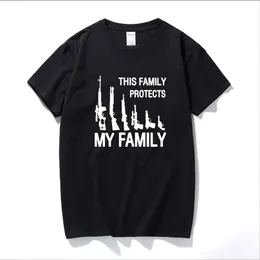 THIS FAMILY PROTECTS MY FAMILY GUNS WEAPONS Funny T Shirt Men Short Sleeve Printed Cotton Cartoon Tshirt Tops 220624