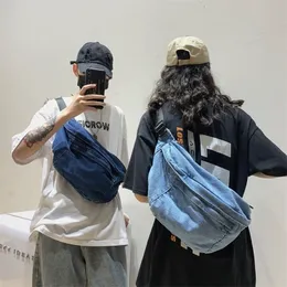 Unisex crossbody väska axel flickor denim för kvinnor stor kapacitet messenger bolsos para mujer hip hop bälte 220813